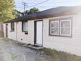 1405 S Rogers St in Bloomington, IN - Building Photo