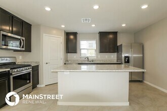 3915 S 82nd Dr in Phoenix, AZ - Building Photo - Building Photo