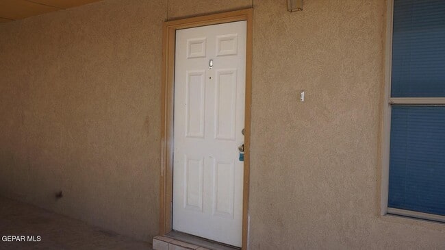 8909 Herbert St in El Paso, TX - Building Photo - Building Photo