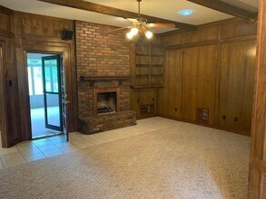 1225 Lois Ln in Kaufman, TX - Building Photo - Building Photo