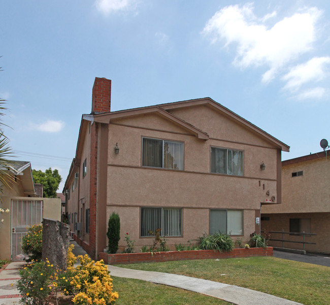 1140 Irving Ave in Glendale, CA - Building Photo - Building Photo