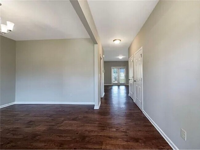 444 Lake Ridge Ln in Fairburn, GA - Building Photo - Building Photo