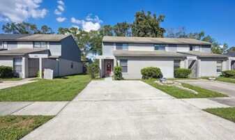 5541 Greatpine Ln N in Jacksonville, FL - Building Photo
