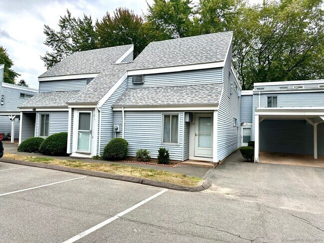 9 Cinnamon Spring in South Windsor, CT - Building Photo - Building Photo