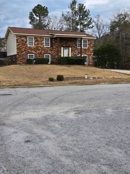 2923 Celeste Dr in Hephzibah, GA - Building Photo