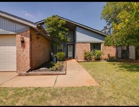 6705 Bayberry Dr in Oklahoma City, OK - Building Photo - Building Photo