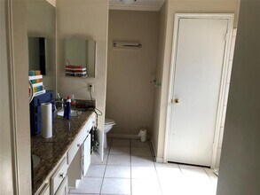 21306 Park Run Dr in Katy, TX - Building Photo - Building Photo
