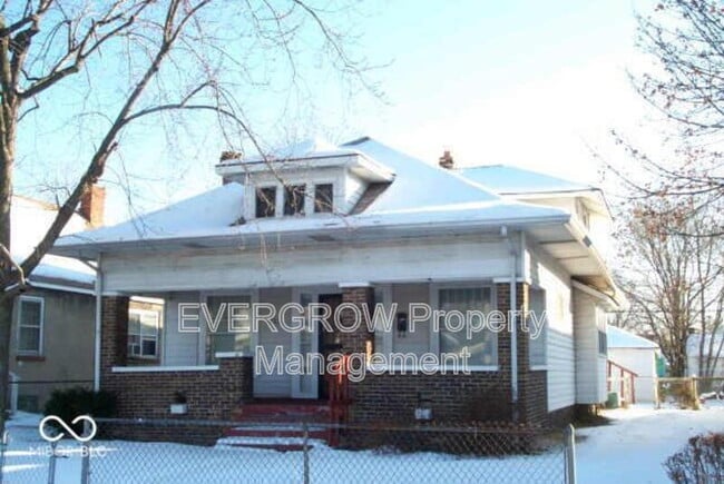 property at 2021 Mansfield St