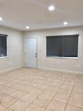 600 NW 116th Terrace-Unit -602 in Miami, FL - Building Photo - Building Photo