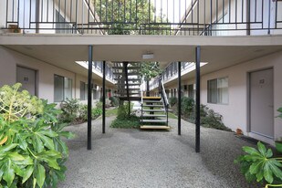 ReNew Arden in Sacramento, CA - Building Photo