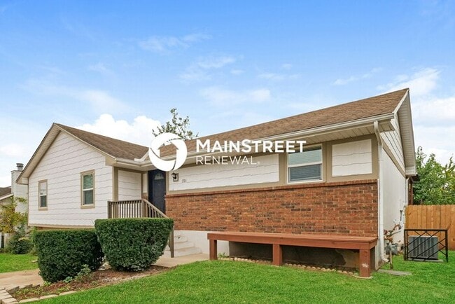 11704 Bristol Terrace in Kansas City, MO - Building Photo - Building Photo