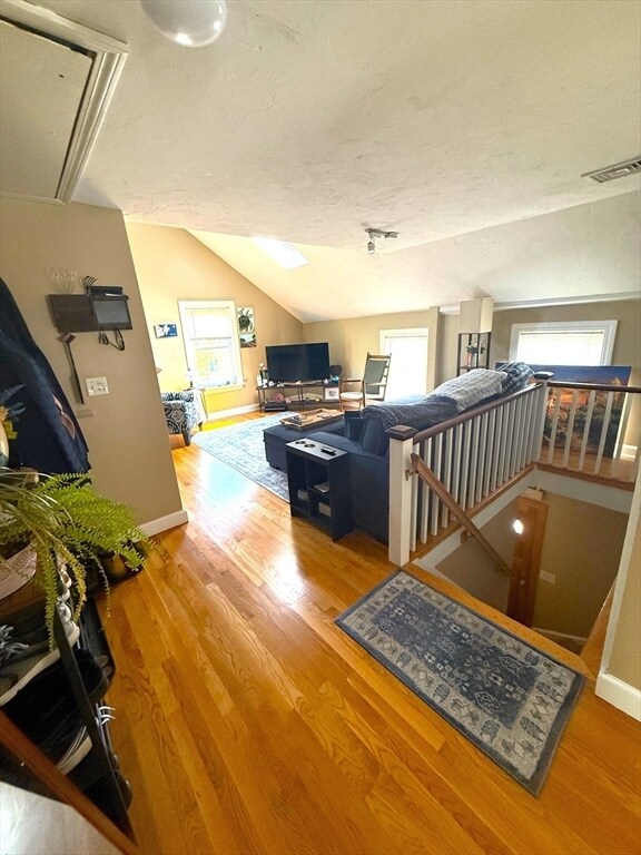 property at 6 Skillings Rd