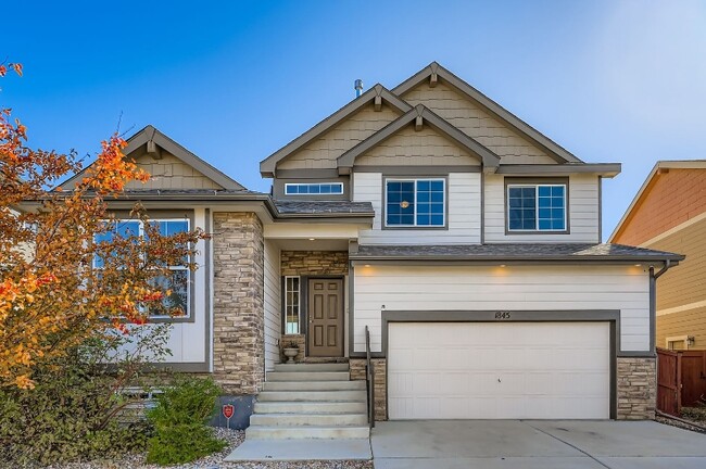 property at 1845 Sunset Vista Dr