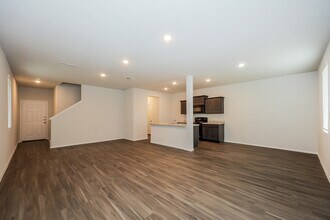 1302 Ester Ln in Ennis, TX - Building Photo - Building Photo