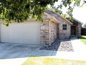 2800 Stockton St in Denton, TX - Building Photo - Building Photo