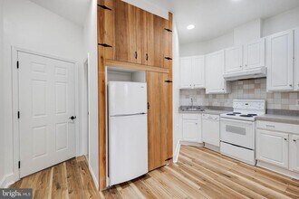 1314 King St-Unit -2B in Alexandria, VA - Building Photo - Building Photo