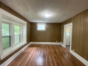 1292 W Wilbeth Rd in Akron, OH - Building Photo - Building Photo