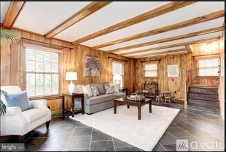 7110 Ayers Meadow Ln in Springfield, VA - Building Photo - Building Photo