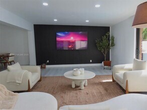 260 187th St in Sunny Isles Beach, FL - Building Photo - Building Photo