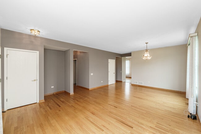 12960 Big Horn Dr in Huntley, IL - Building Photo - Building Photo