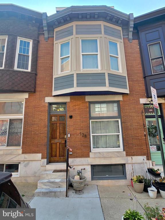 property at 128 S Ellwood Ave