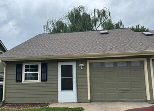 2515 Morningside Dr in Lawrence, KS - Building Photo - Building Photo