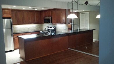 4850 Sable Pine Cir, Unit C1 in West Palm Beach, FL - Foto de edificio - Building Photo