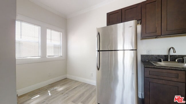 5522 Sierra Vista Ave in Los Angeles, CA - Building Photo - Building Photo