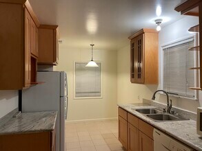 1200 Elm St in El Cerrito, CA - Building Photo - Building Photo