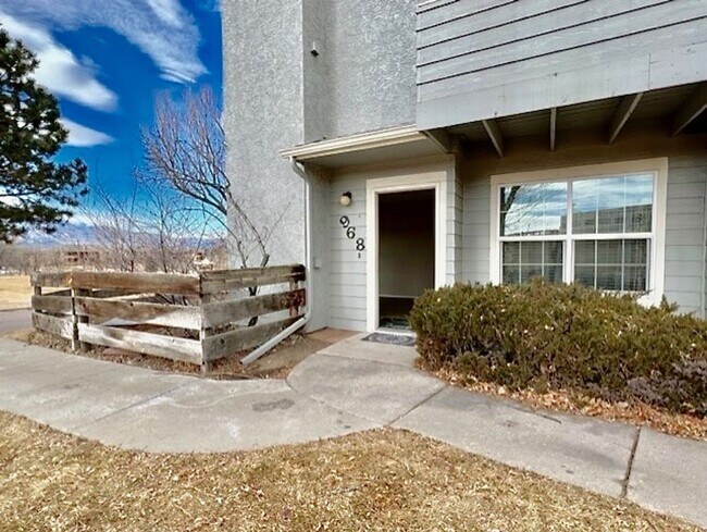 968 Tampico Ct in Colorado Springs, CO - Building Photo - Building Photo