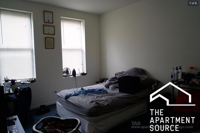 1260 N Greenview Ave in Chicago, IL - Building Photo - Building Photo