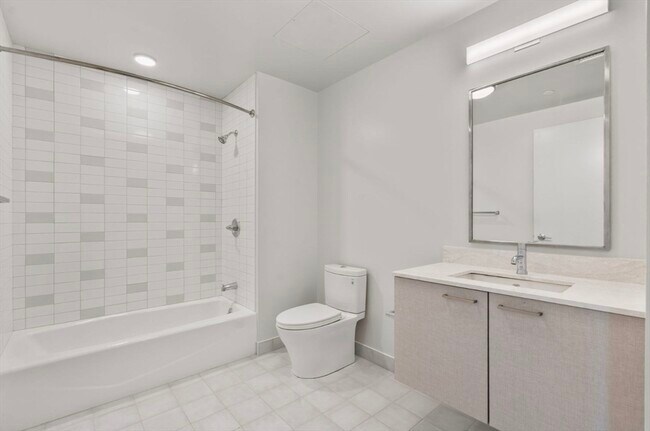 211 Western Ave, Unit 203 in Boston, MA - Foto de edificio - Building Photo