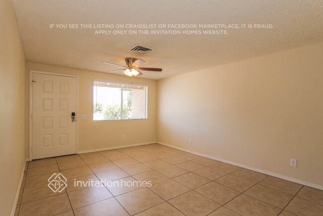 6121 W Zoe Ella Way in Glendale, AZ - Building Photo - Building Photo