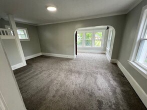1017 Chandler Ave in Akron, OH - Building Photo - Building Photo