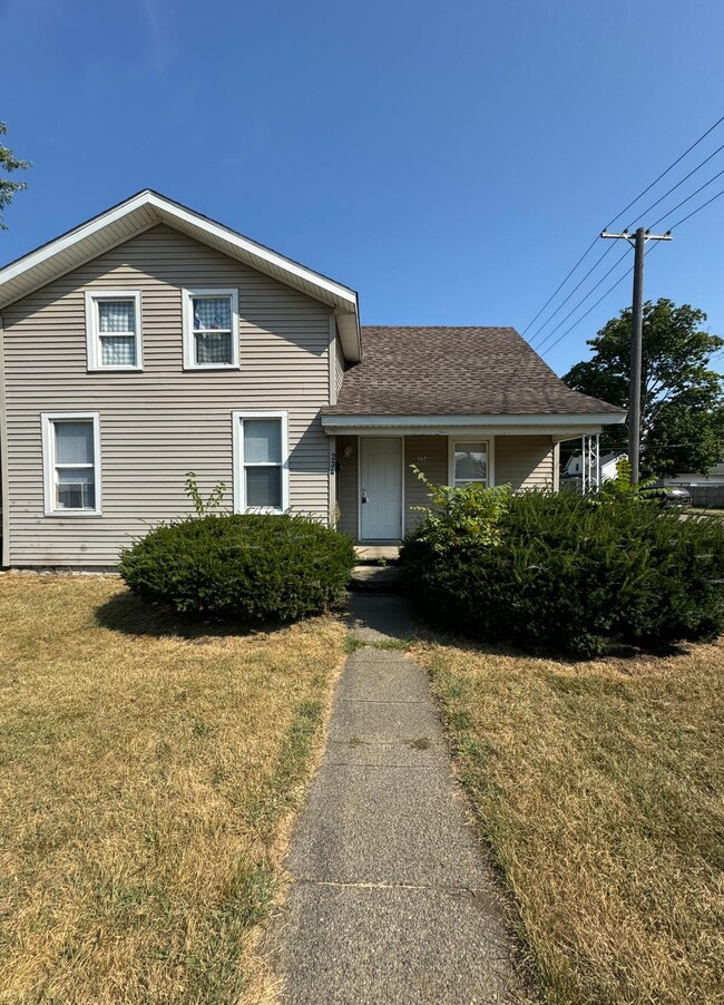 property at 234 E Grove St