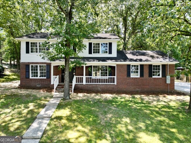 property at 6 Westlyn Dr