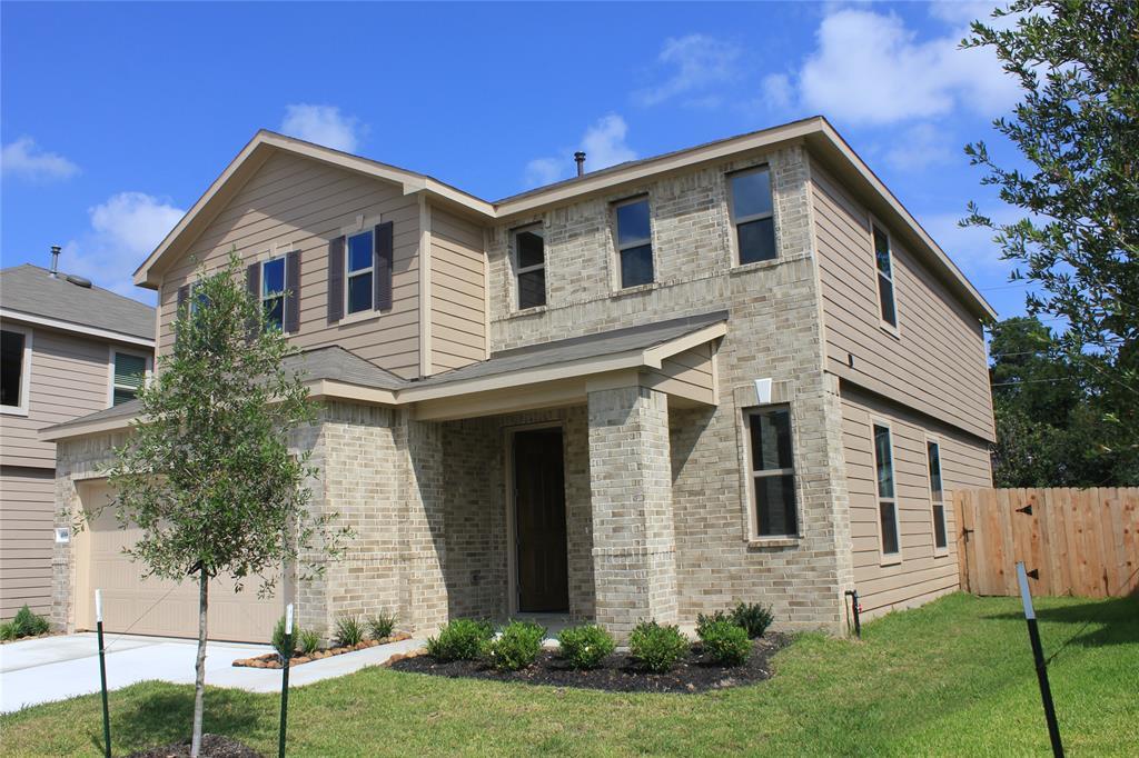 4006 Shady Palmetto Dr in Houston, TX - Building Photo