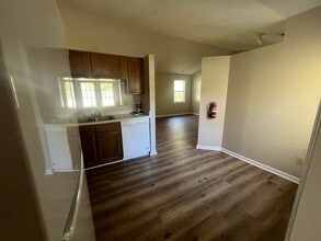 107 Pine Needle Dr in Hubert, NC - Building Photo - Building Photo