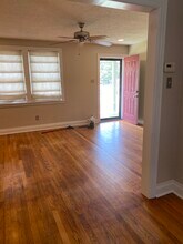 704 Country Club Rd in Sherwood, AR - Foto de edificio - Building Photo