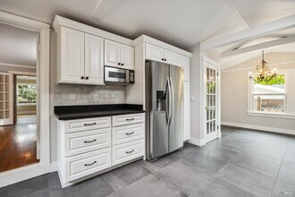 550 Ethel Ave in Mill Valley, CA - Building Photo - Building Photo