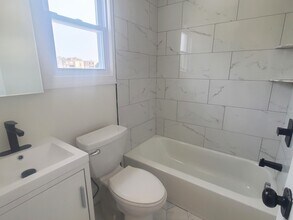 35 Pangborn Pl, Unit #2 in Hackensack, NJ - Building Photo - Building Photo