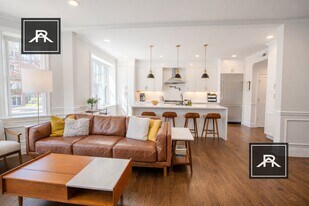 128 Longwood Ave, Unit 2 in Brookline, MA - Building Photo