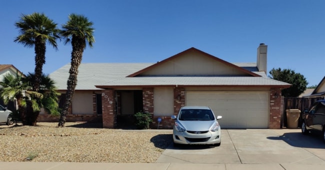 property at 8013 W Corrine Dr