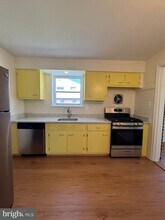 41 EARLY St in Alexandria, VA - Building Photo - Building Photo