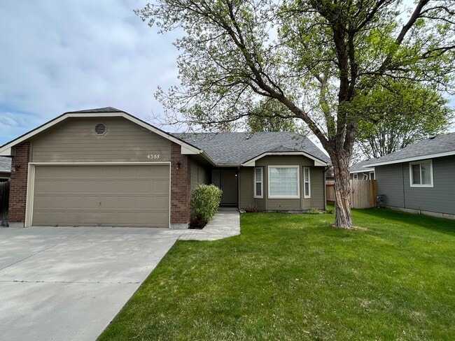 property at 4388 S Danridge Ave