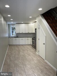 3723 Pulaski Ave photo'