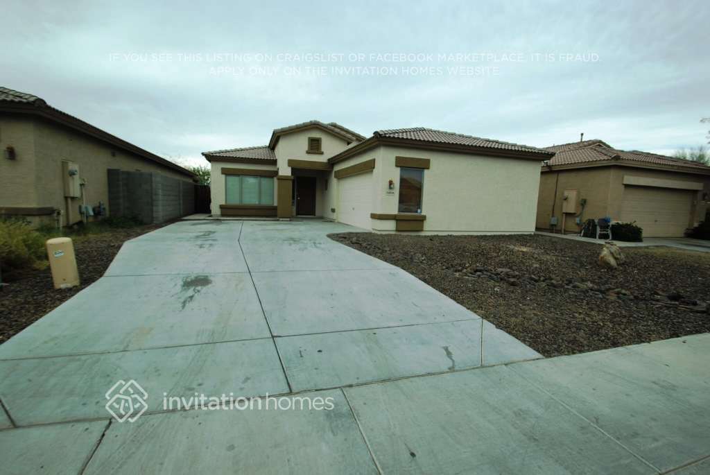 6808 S 21st Dr in Phoenix, AZ - Building Photo