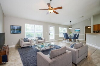 1151 Railside Way in Oakland, FL - Building Photo - Building Photo