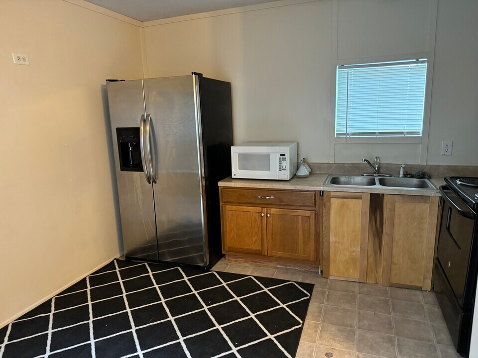 16482 Eastchase St in Montgomery, TX - Building Photo