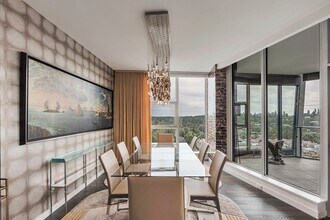 188 Bellevue Way NE in Bellevue, WA - Building Photo - Building Photo